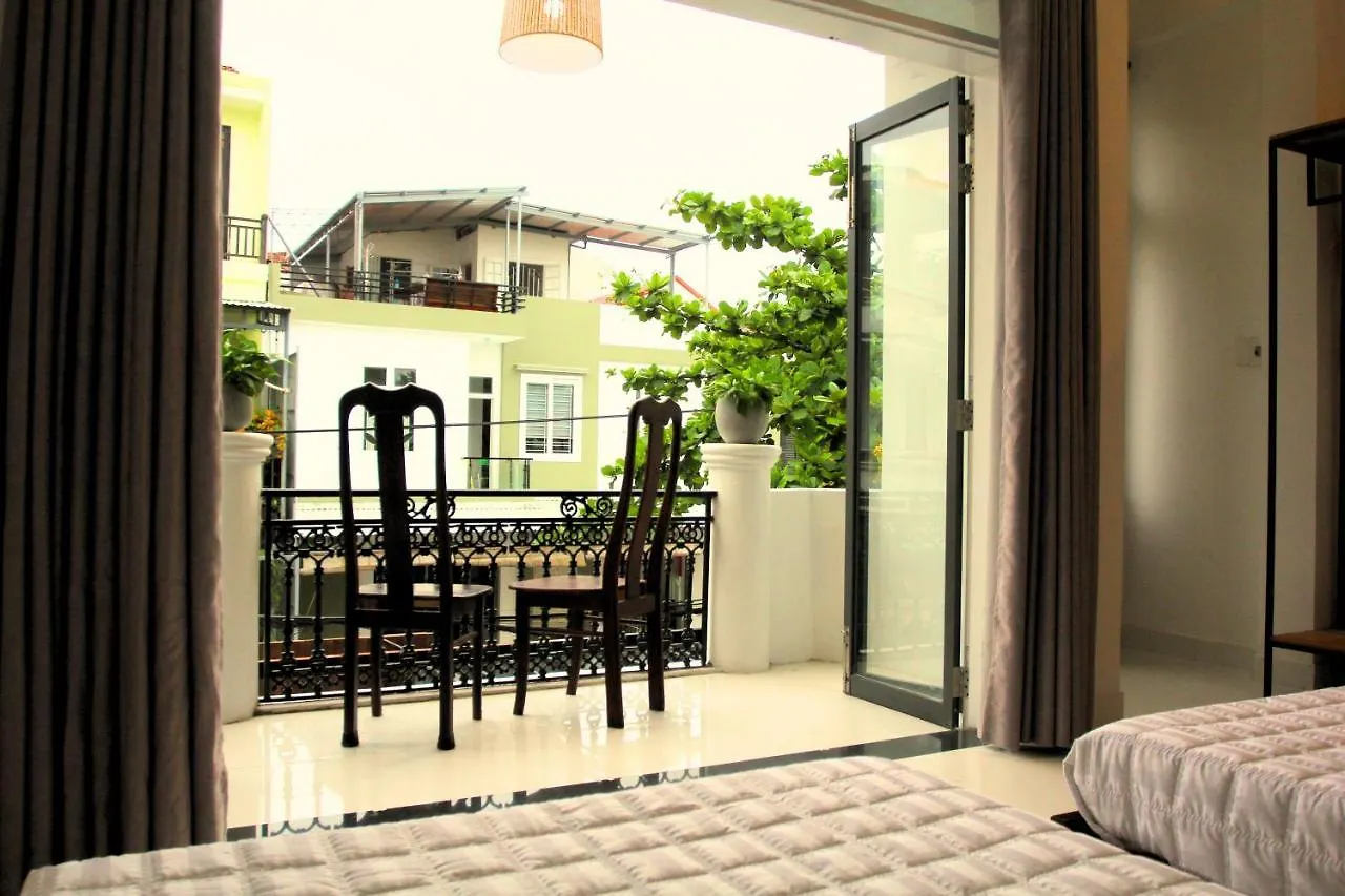 Dom Hostel And Bar Hoi An